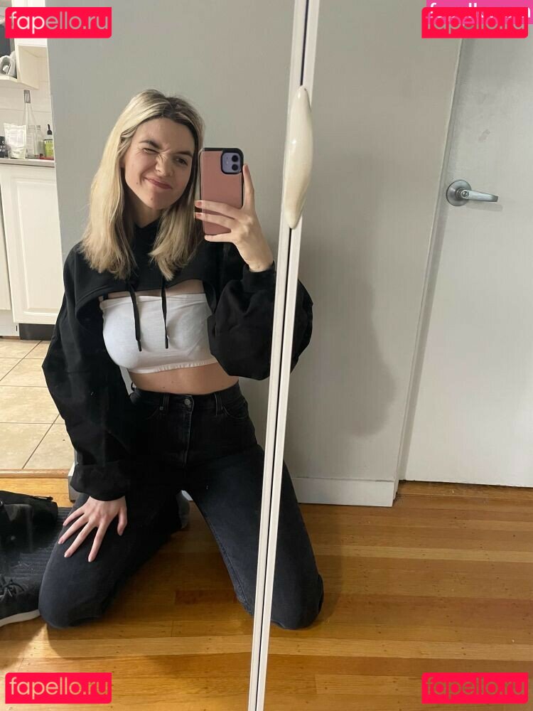Sarah Z / heirrogant / marysuewriter / sarahz Nude Onlyfans Photo 50