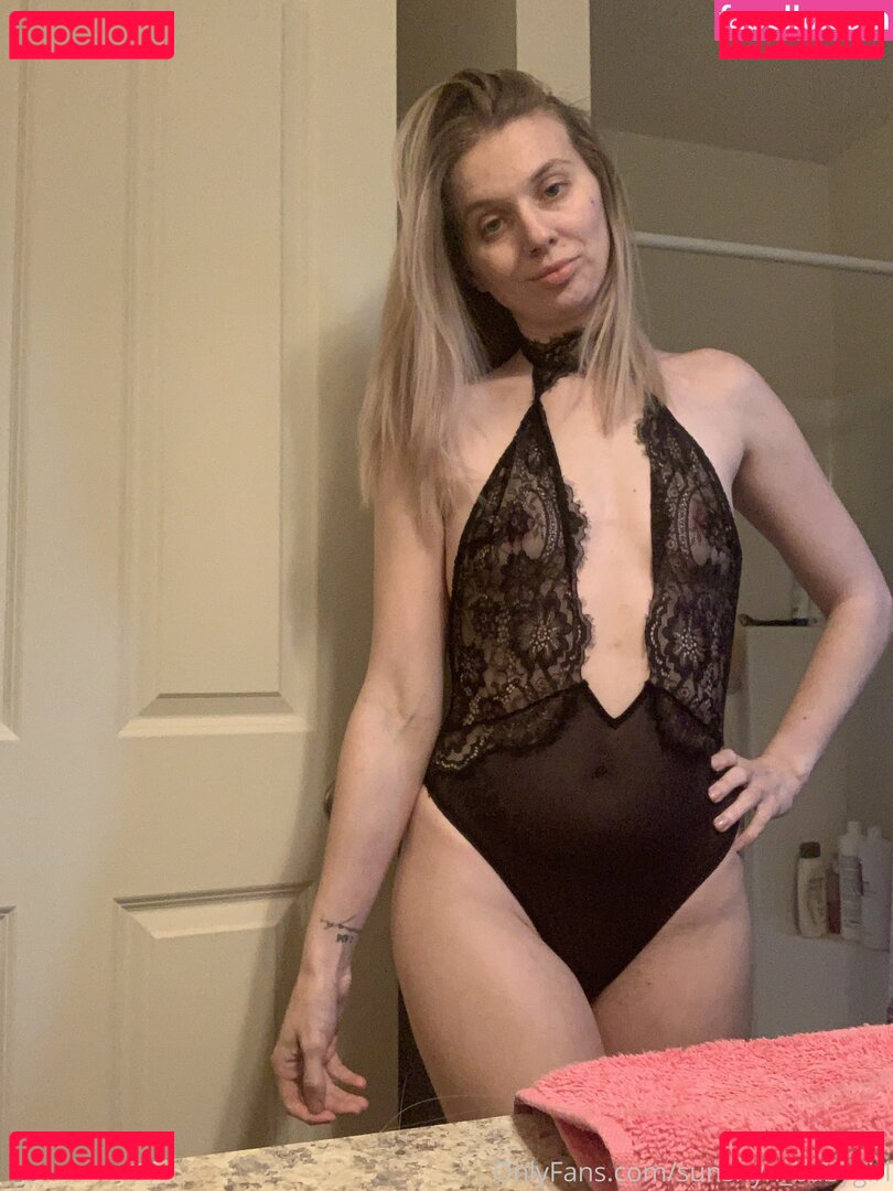 sunshy_one / sunshyn_babygirl Onlyfans Photo Gallery 
