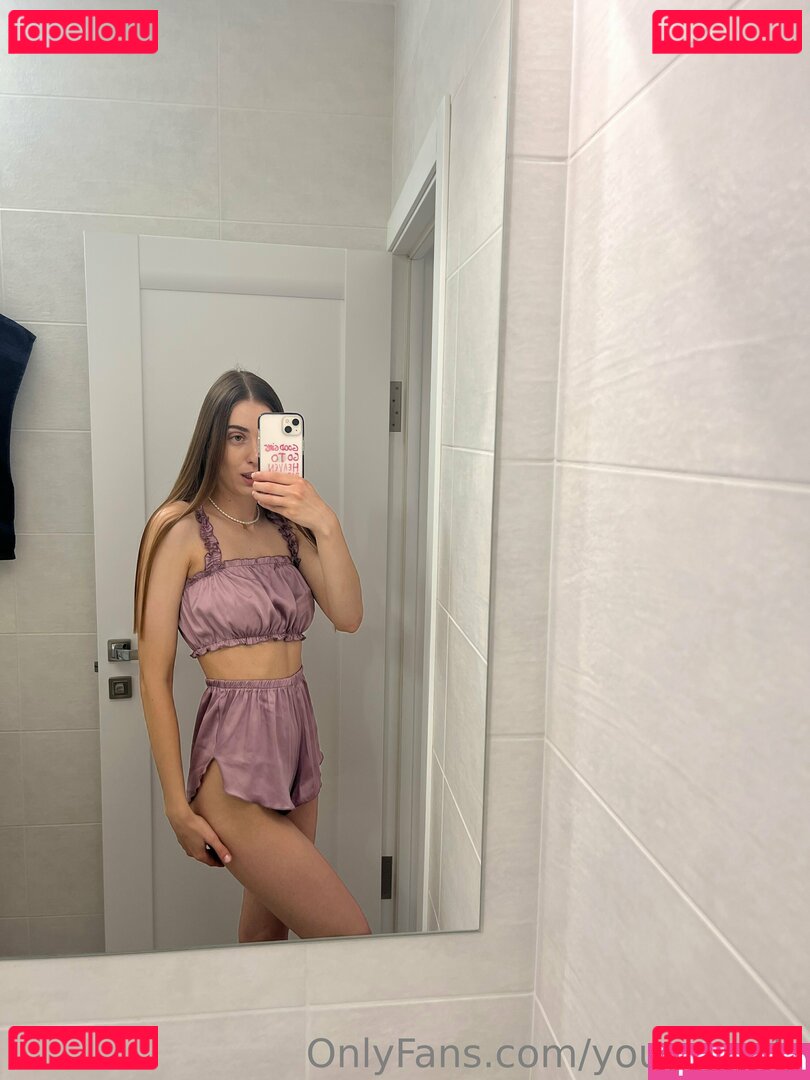 rosalia.vt / yourrosalia Onlyfans Photo Gallery 