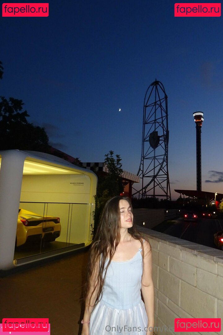 itskarinann / kisskarinalynn Onlyfans Photo Gallery 