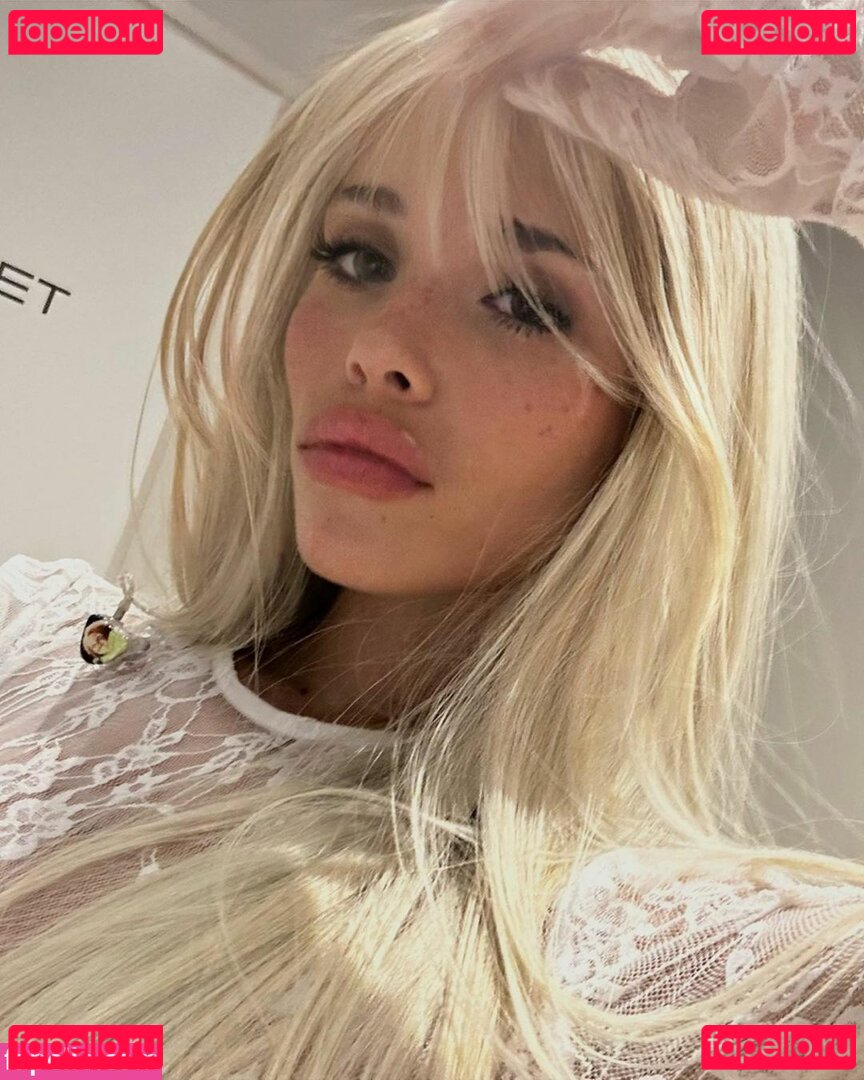 Nessa Barrett / nessabarrett Onlyfans Photo Gallery 