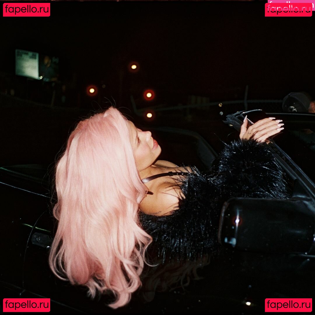 Nessa Barrett / nessabarrett Onlyfans Photo Gallery 