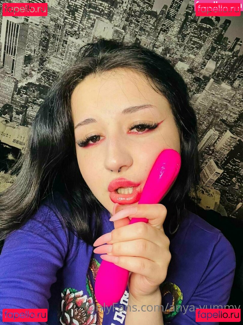 ann_d_voure / anntheadventurist Onlyfans Photo Gallery 