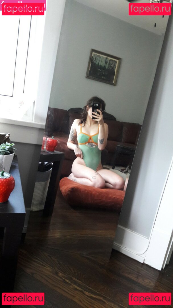 Pleasequietdown / evilmilk / milkyevil Onlyfans Photo Gallery 