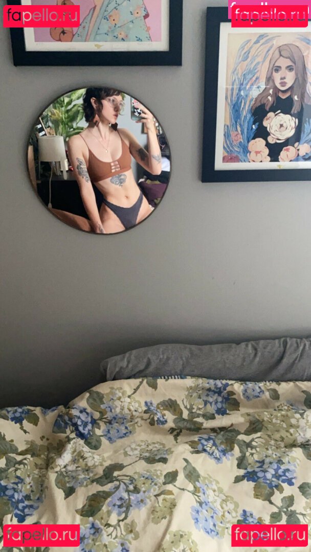 Pleasequietdown / evilmilk / milkyevil Onlyfans Photo Gallery 