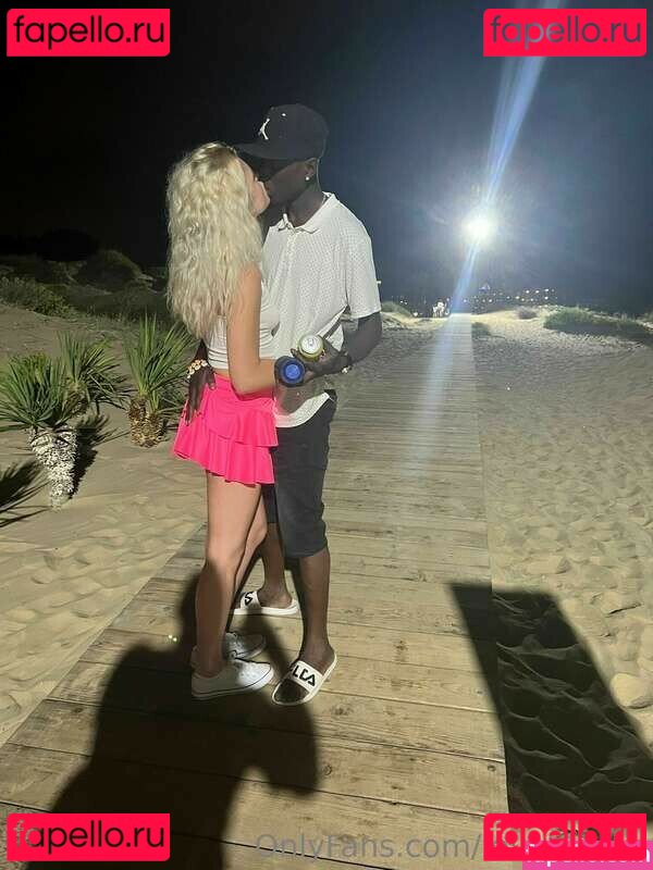 Lollipoopp25 / Loveblacke / lollipop17 / loveblackoficial Onlyfans Photo Gallery 