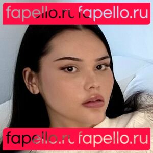 isabelladee / isabelladeeofficial Onlyfans Photo Gallery 