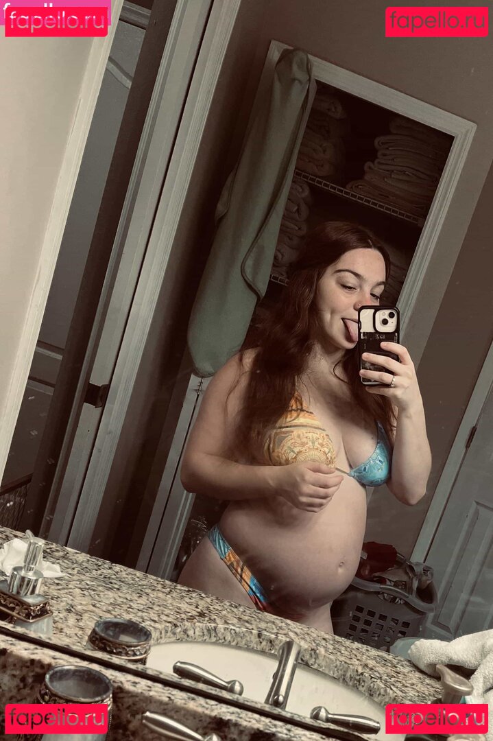 Hailee / haileesteinfeld / toosweet.hai Onlyfans Photo Gallery 