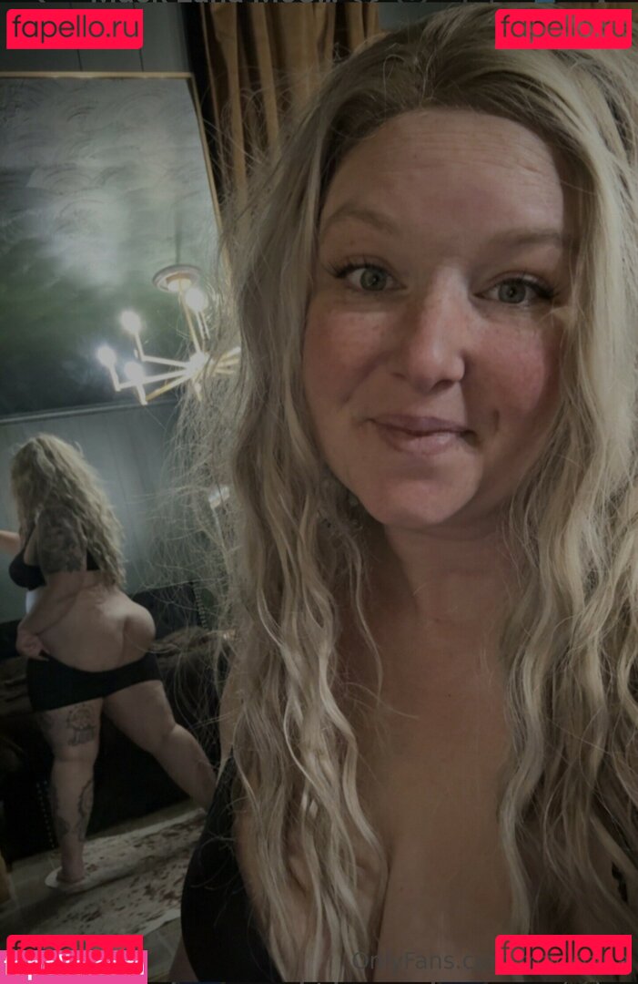 Mack Lana McCarty / macklana / macklanamccarthy0 Onlyfans Photo Gallery 