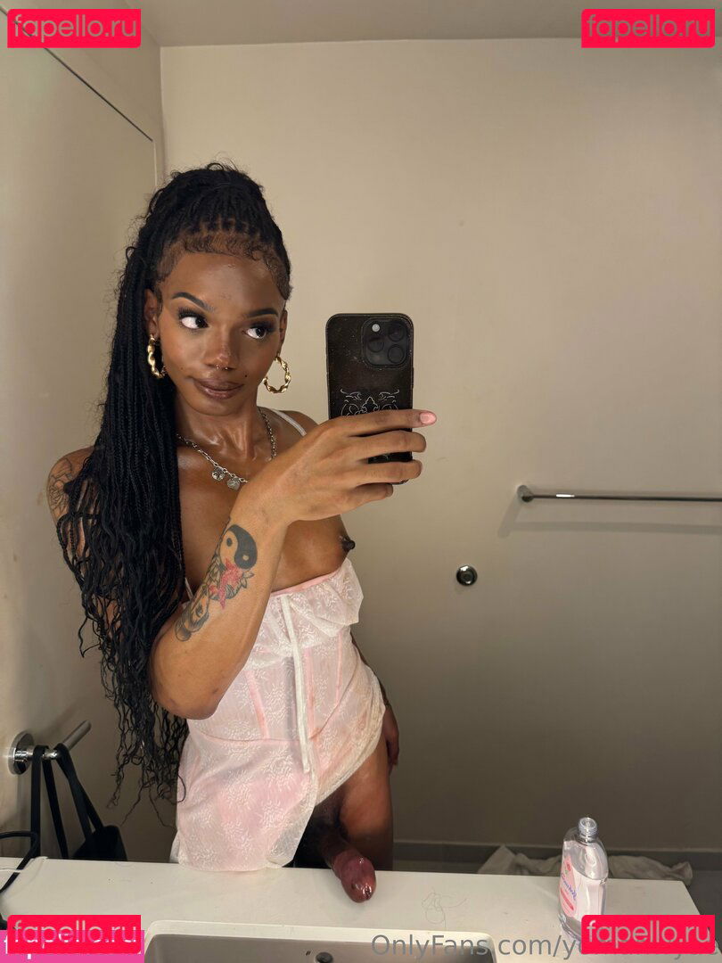 yomanwyae Onlyfans Photo Gallery 