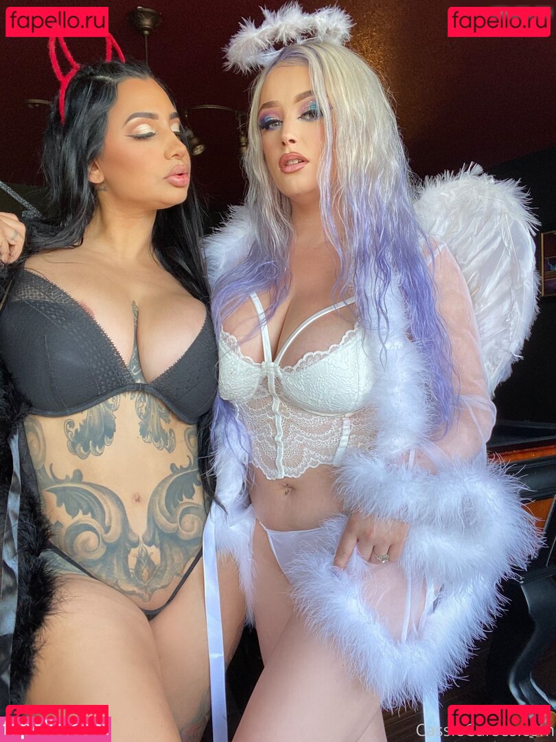 Cassie Curses / cassiecurses / itscassiecurses Onlyfans Photo Gallery 