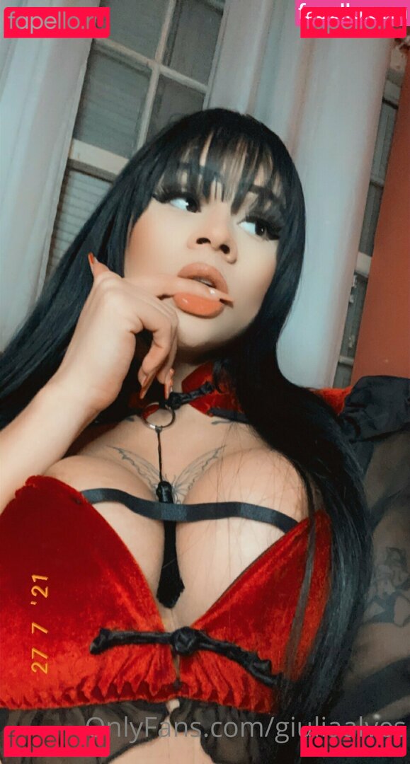 giuaalves_ / giuliaalvesfree Onlyfans Photo Gallery 