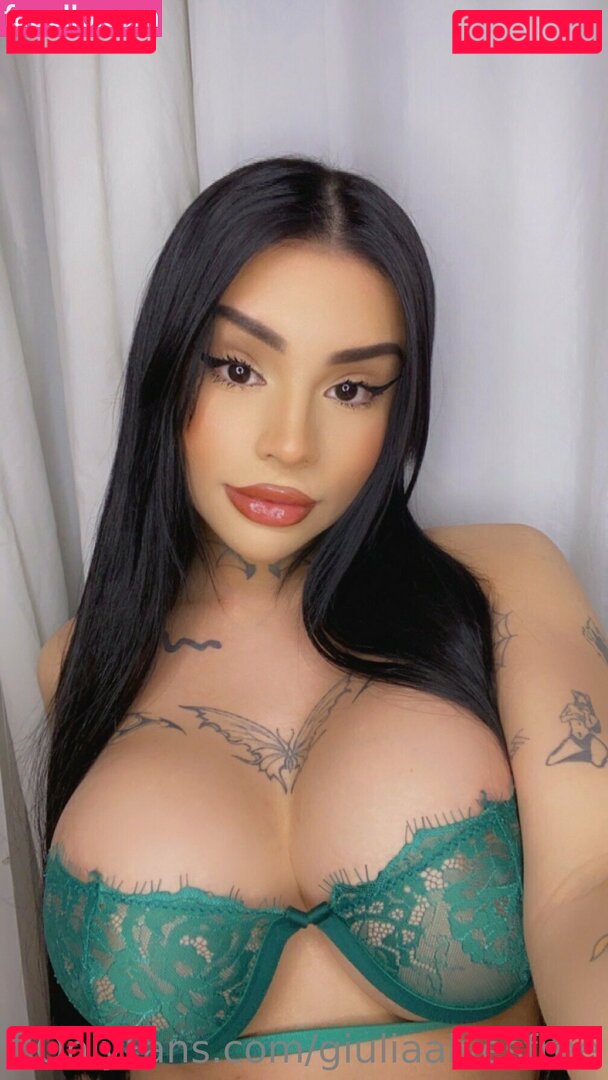 giuaalves_ / giuliaalvesfree Onlyfans Photo Gallery 