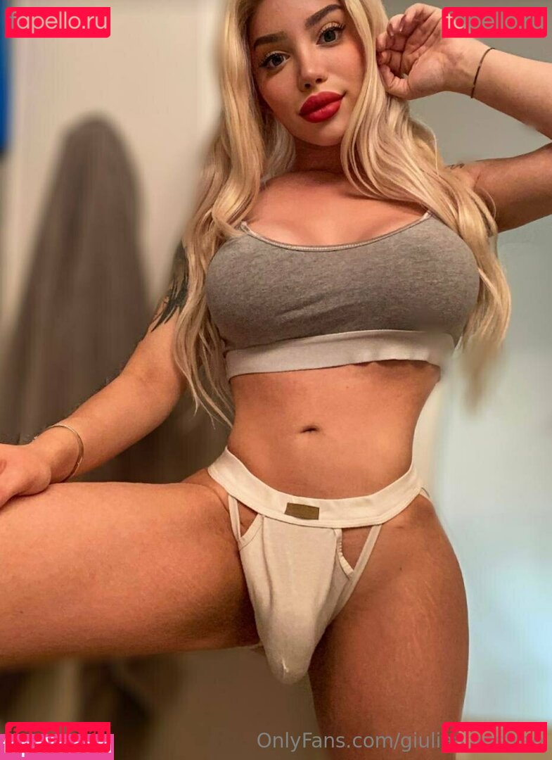 giuaalves_ / giuliaalvesfree Onlyfans Photo Gallery 
