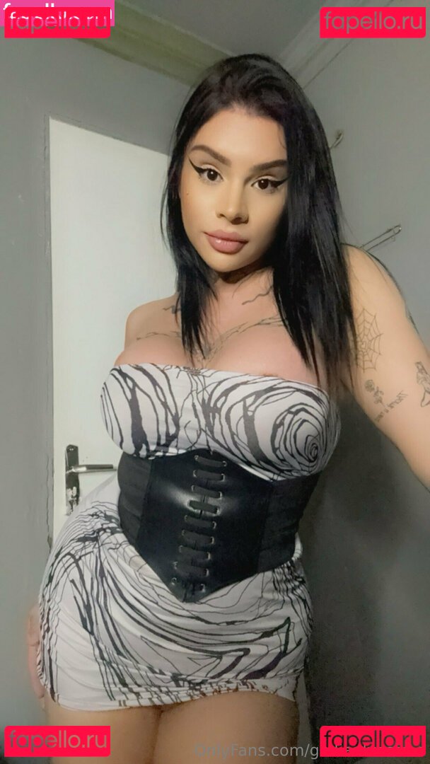 giuaalves_ / giuliaalvesfree Onlyfans Photo Gallery 