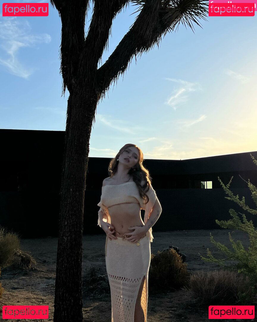 Renata Ri / Renatarii / renatari / renatarrii Onlyfans Photo Gallery 