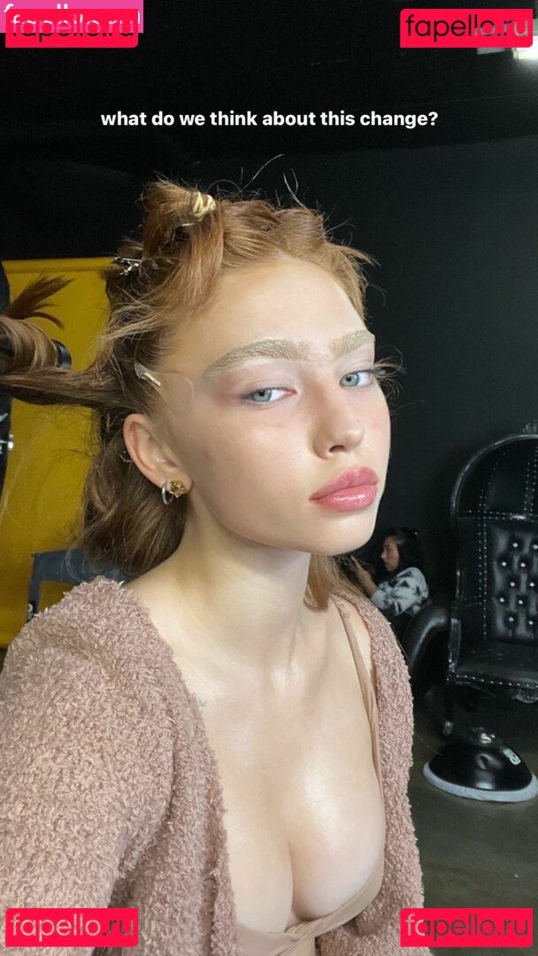 Renata Ri / Renatarii / renatari / renatarrii Onlyfans Photo Gallery 