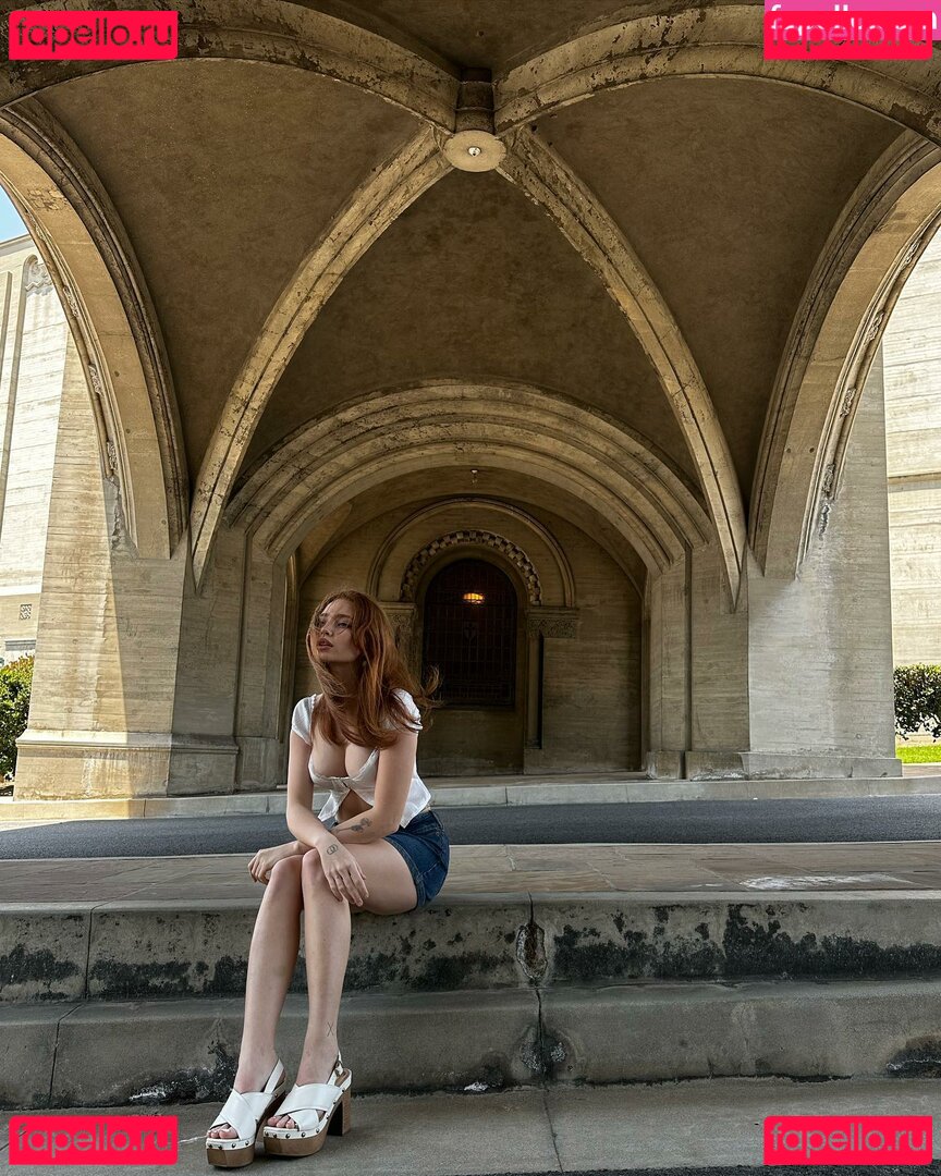 Renata Ri / Renatarii / renatari / renatarrii Onlyfans Photo Gallery 