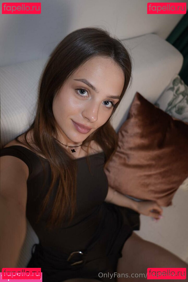 evcheeke / evelinakiss Nude Onlyfans Photo 6