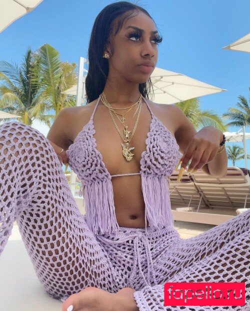 Lagloinski Nude Onlyfans Photo 10