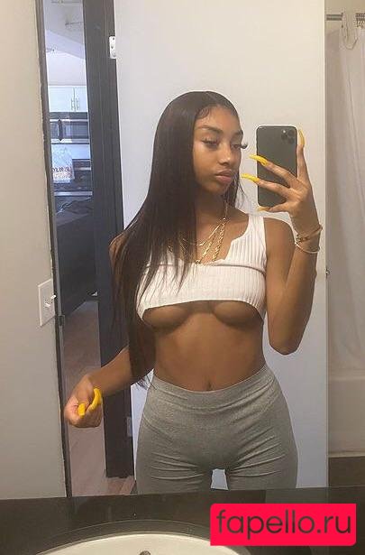 Lagloinski Nude Onlyfans Photo 6