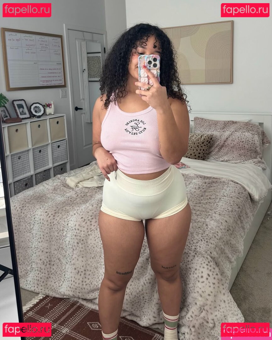 Curlybeanraver Nude Onlyfans Photo 5