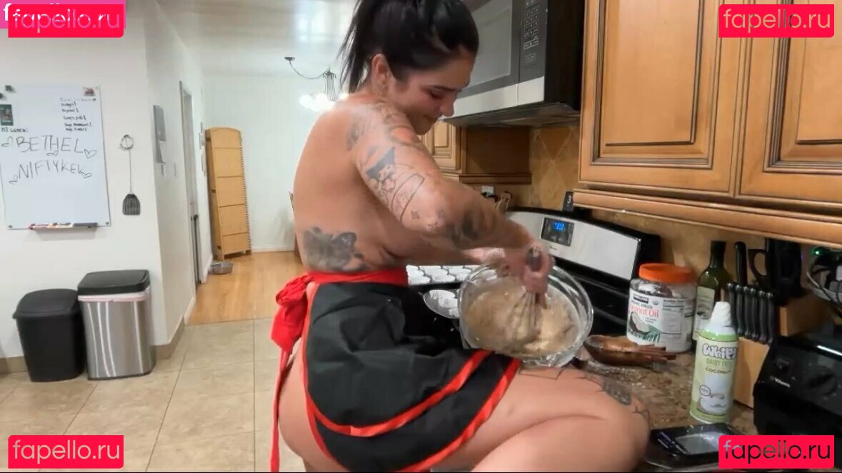 phorestaurant / thephoqueen Nude Onlyfans Photo 41
