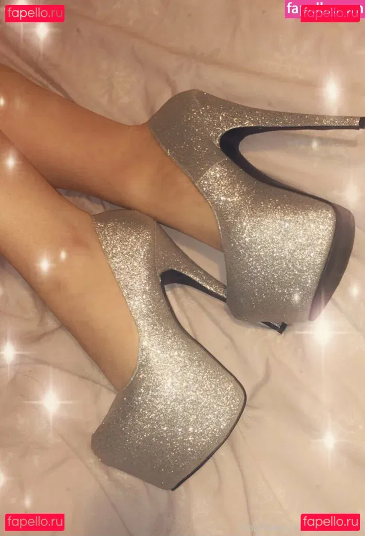 AvaaAngel Onlyfans Photo Gallery 