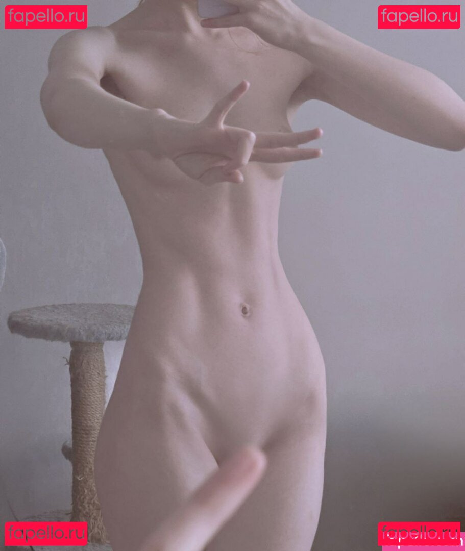 ellie_grau / m0llb / mamad0ll / mollb_cosplay Nude Onlyfans Photo 25