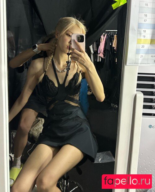 Rose Park Nude Onlyfans Photo 11