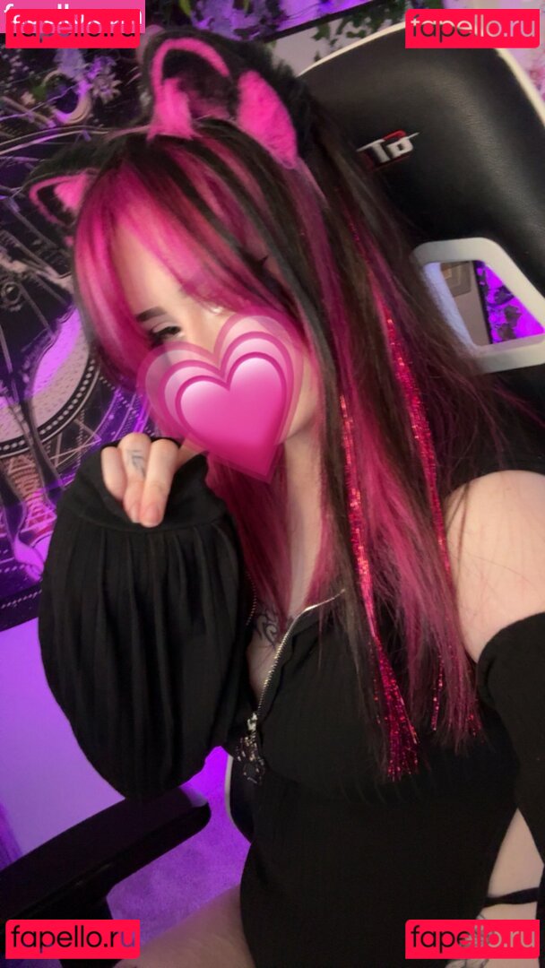 Rae / Rxt_Rat / eipher / iFaerae Nude Onlyfans Photo 8