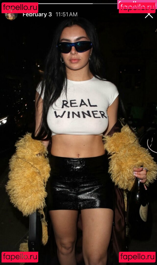 / Erin Postsoffice / ficeofposts / thepostsoffice / thepxstsxffice Onlyfans Photo Gallery 