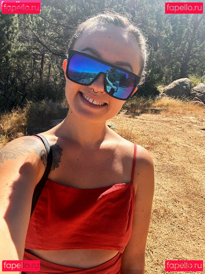 Xxxkhloekarter / khloekarterxxx / khloetheaccountant / xxxkhloekarter_vip Onlyfans Photo Gallery 