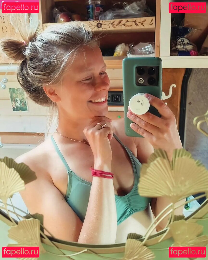 Nina Laitiala / nina.laitiala / ninainsauna Onlyfans Photo Gallery 