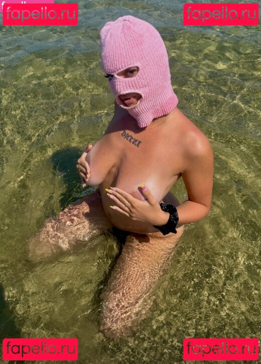 Zoeypink / thepinkmaskbabevip / zoeypiink_