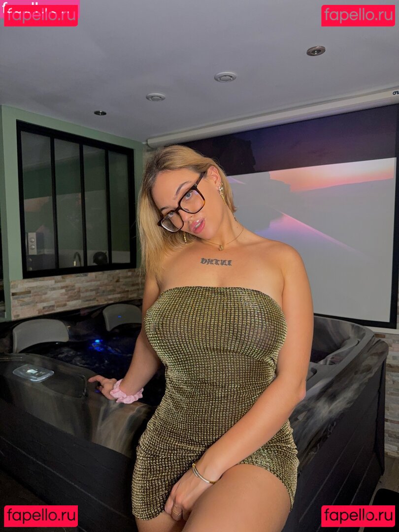 Zoeypink / thepinkmaskbabevip / zoeypiink_ Onlyfans Photo Gallery 