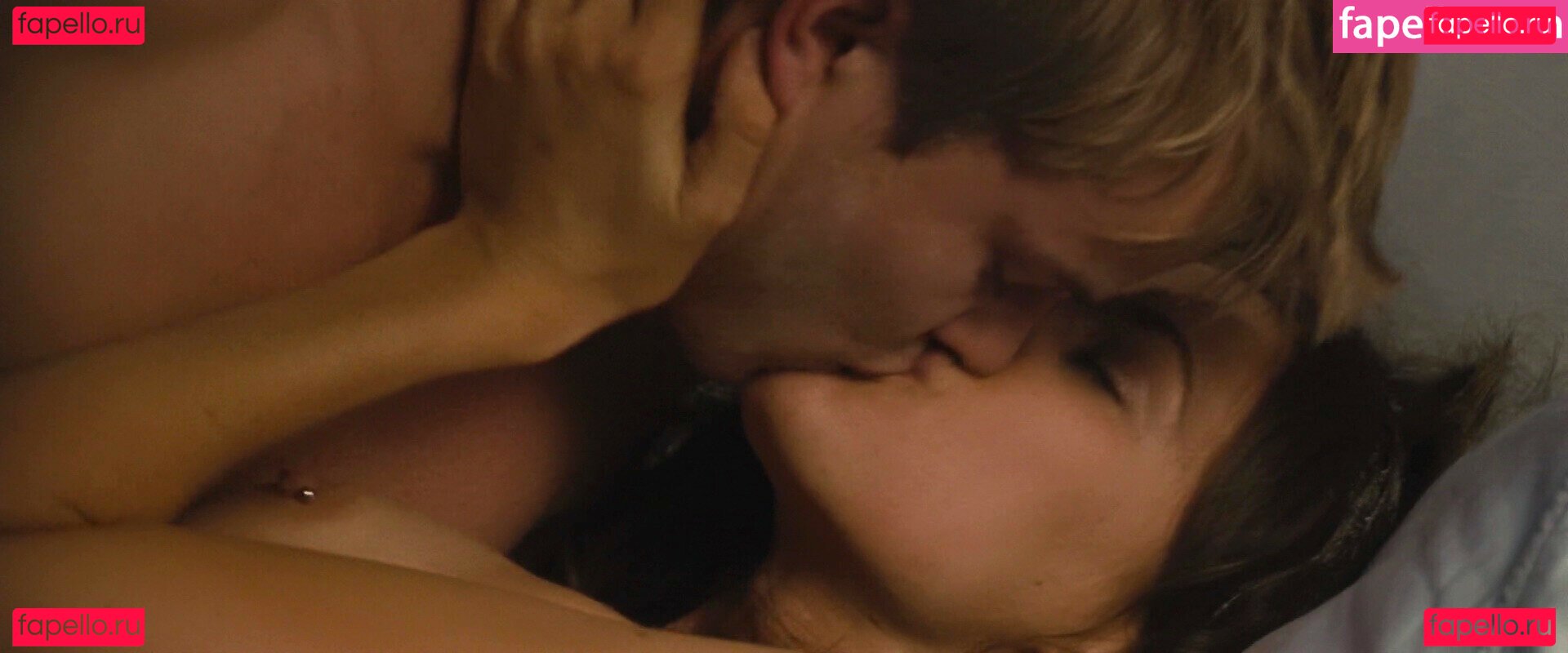 Amanda Crew / amandacrew / stewardess.amanda Onlyfans Photo Gallery 