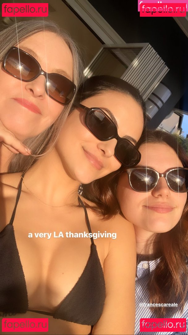 Camila Mendes / camimendes Onlyfans Photo Gallery 