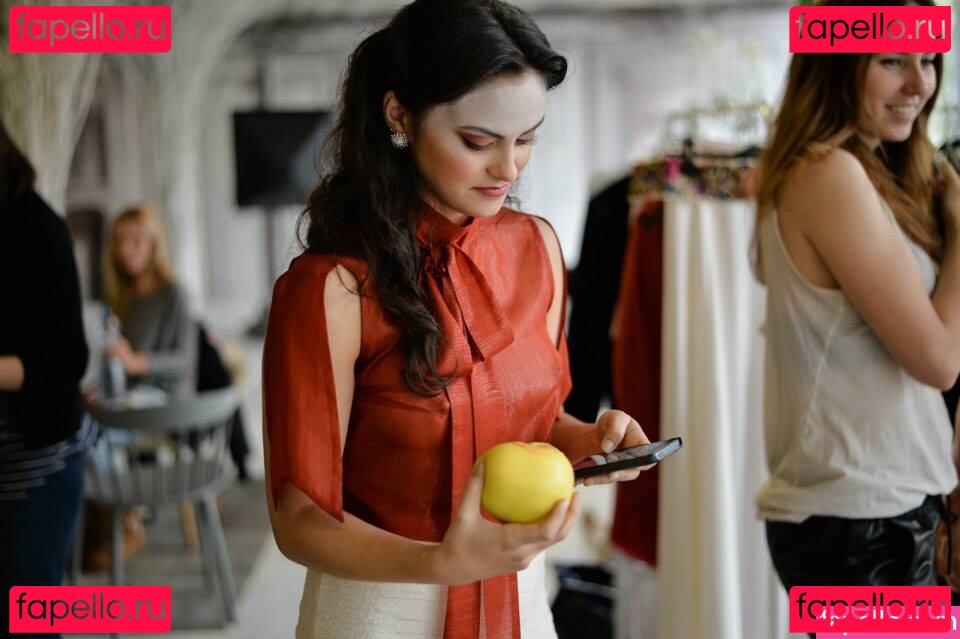 Camila Mendes / camimendes Onlyfans Photo Gallery 