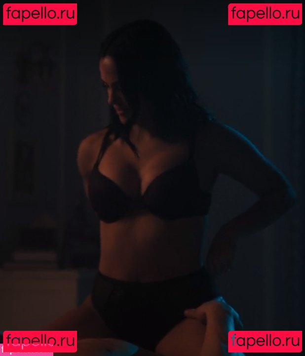 Camila Mendes / camimendes Onlyfans Photo Gallery 