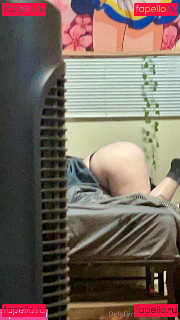 sp00kshowbabe / spookshow.bb Onlyfans Photo Gallery 