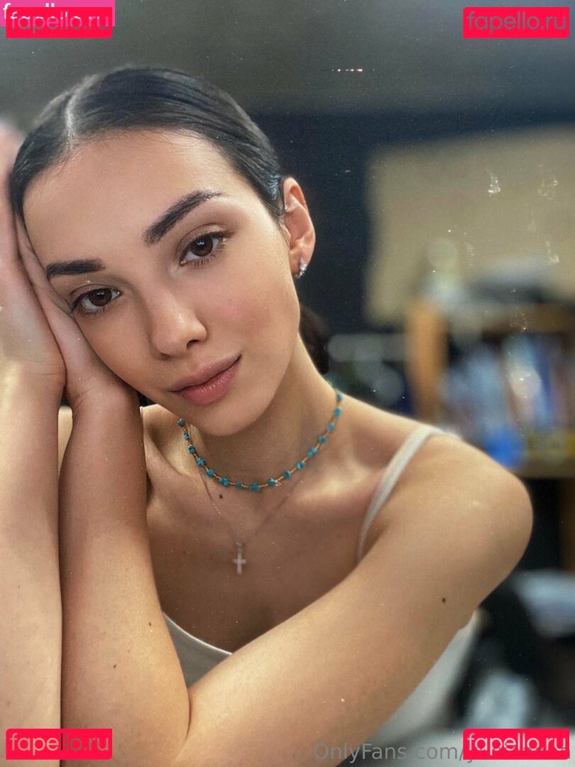 yuliiaaaaa Onlyfans Photo Gallery 