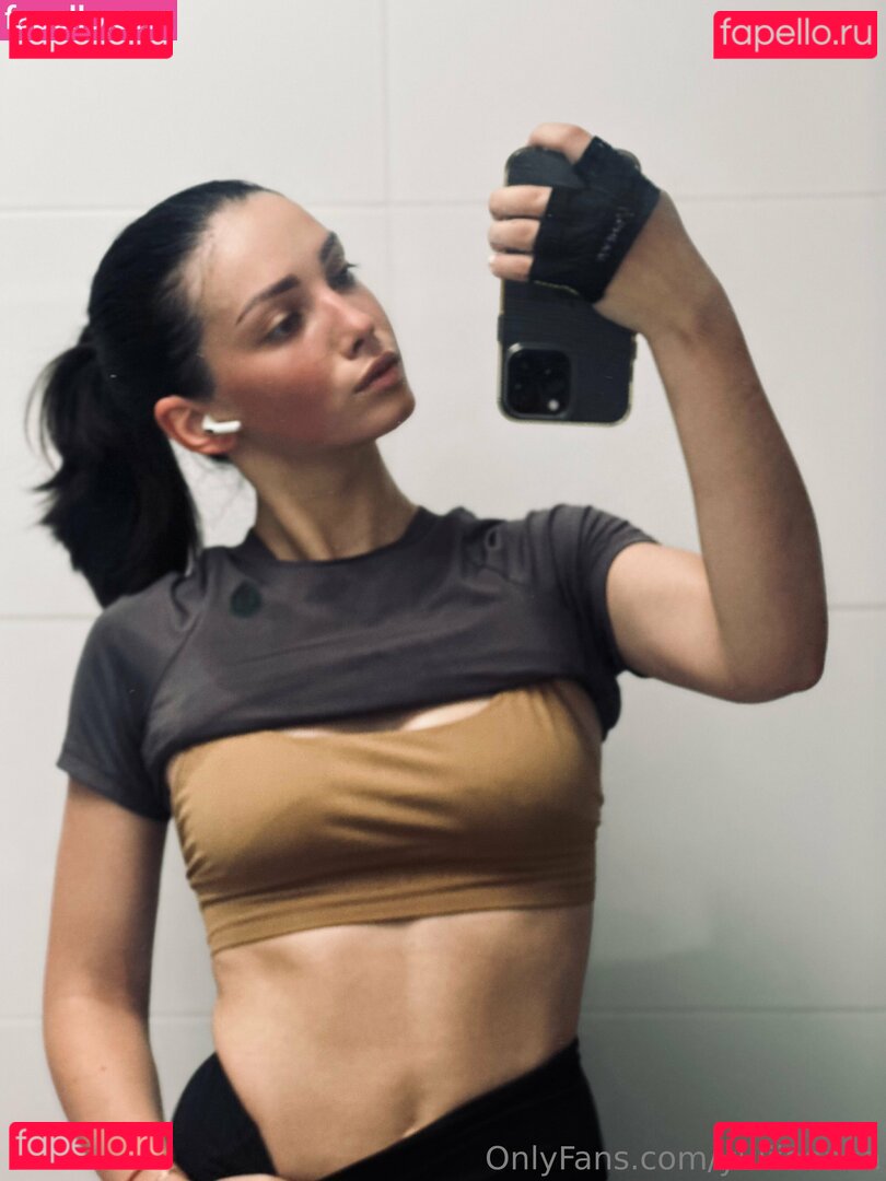 yuliiaaaaa Onlyfans Photo Gallery 