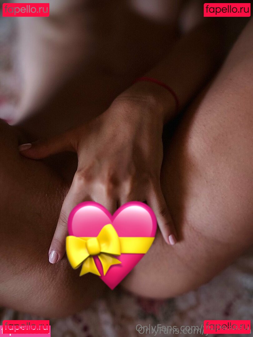 yuliiaaaaa Onlyfans Photo Gallery 