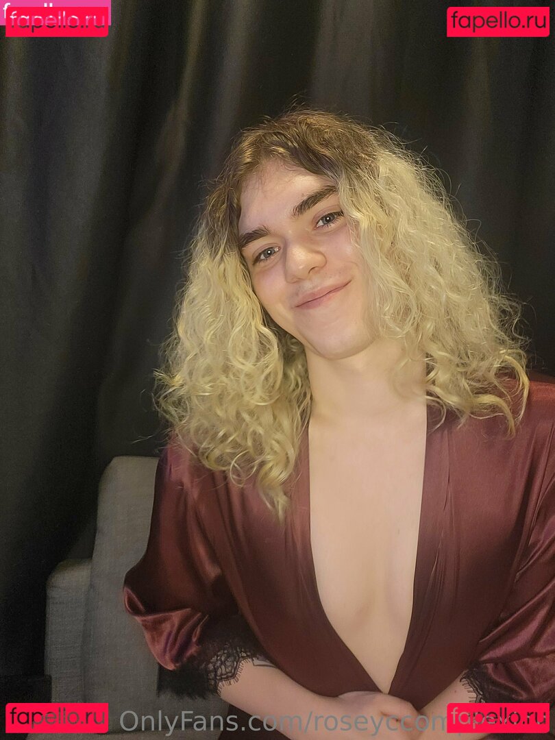 roseyccomplexion / roseycomplexion Onlyfans Photo Gallery 