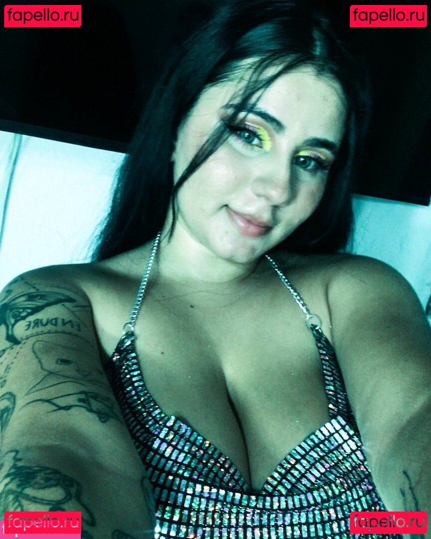 Wendy Yineth / wiyi_we / yinetwendy Onlyfans Photo Gallery 