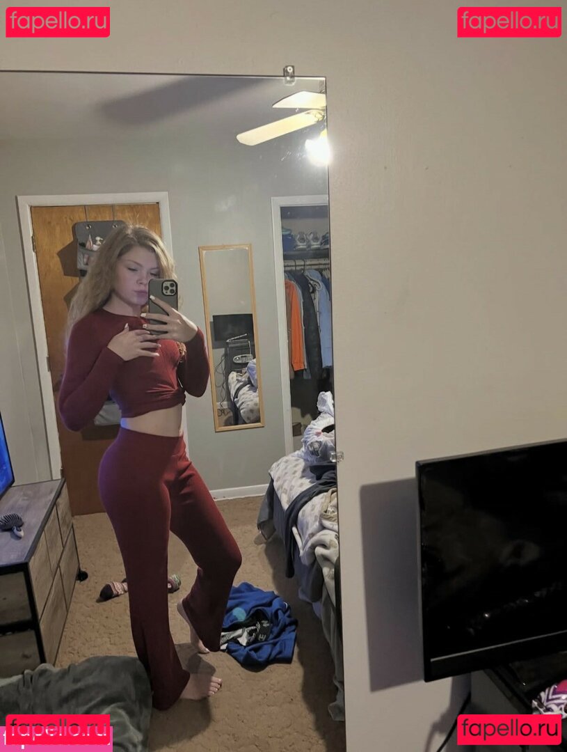 laniebabyy Onlyfans Photo Gallery 