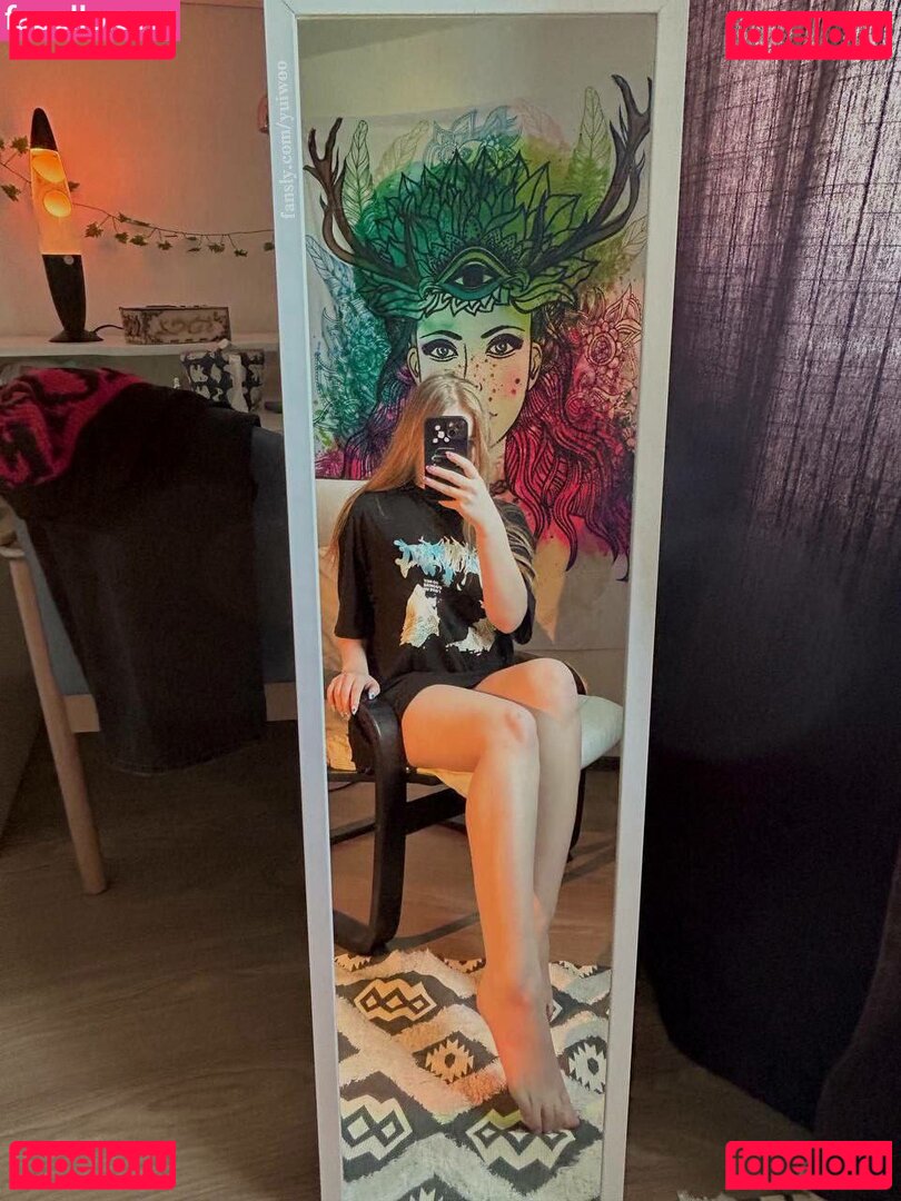 Yuiwoo / yoowoo Onlyfans Photo Gallery 