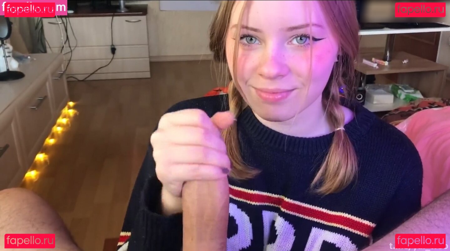 Yuiwoo / yoowoo Onlyfans Photo Gallery 