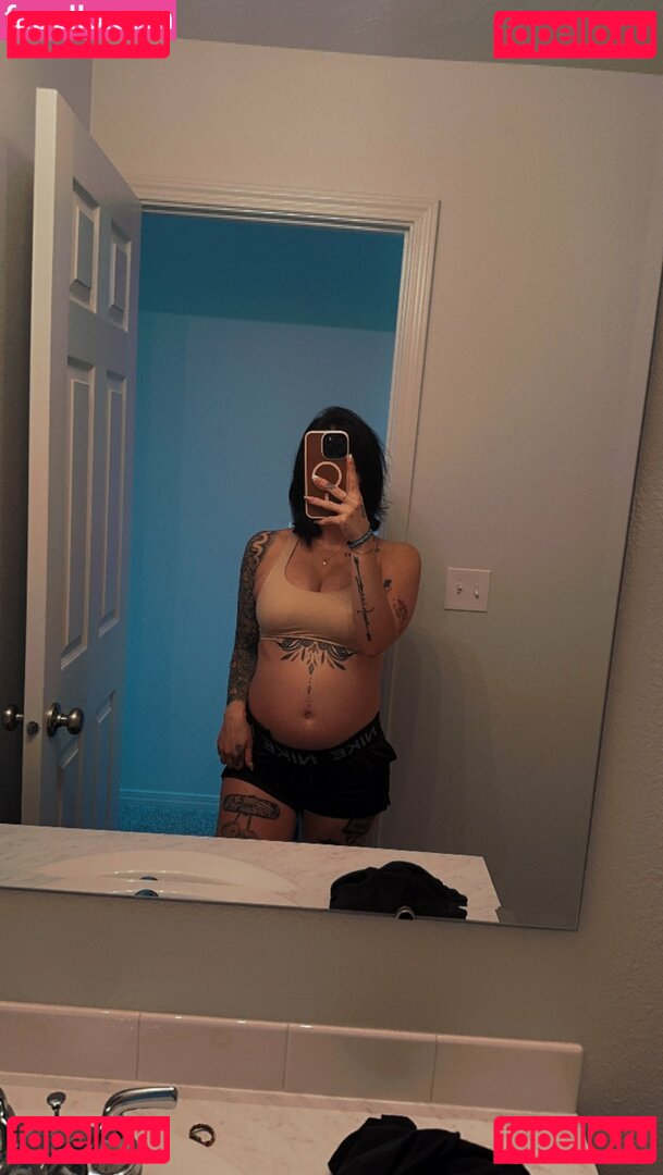 Kylie / https: / kyliewagner2 / kylsbaby777 Onlyfans Photo Gallery 